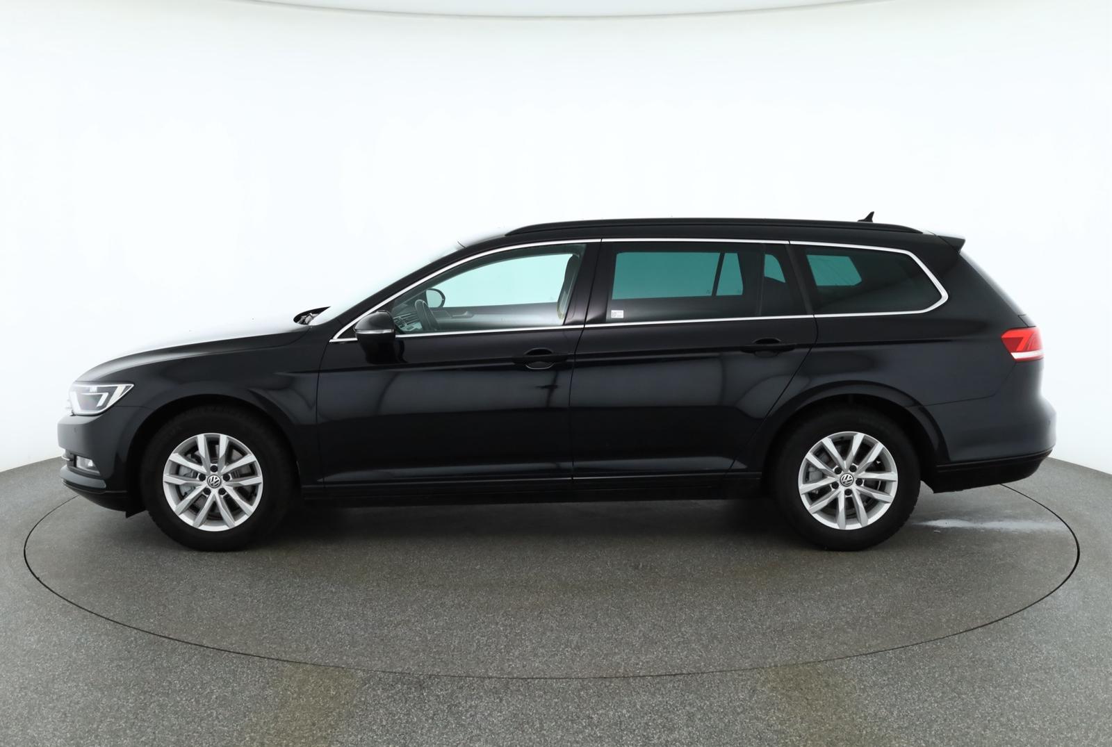 Volkswagen Passat Variant 1.5 TSI Comfortline Navi ACC PDC