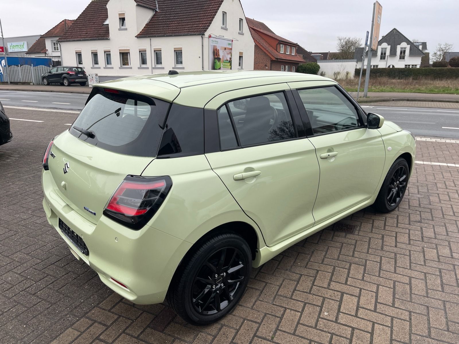 Fahrzeugabbildung Suzuki Swift 1.2 Dualjet "Summer-Edition" Klima Navi