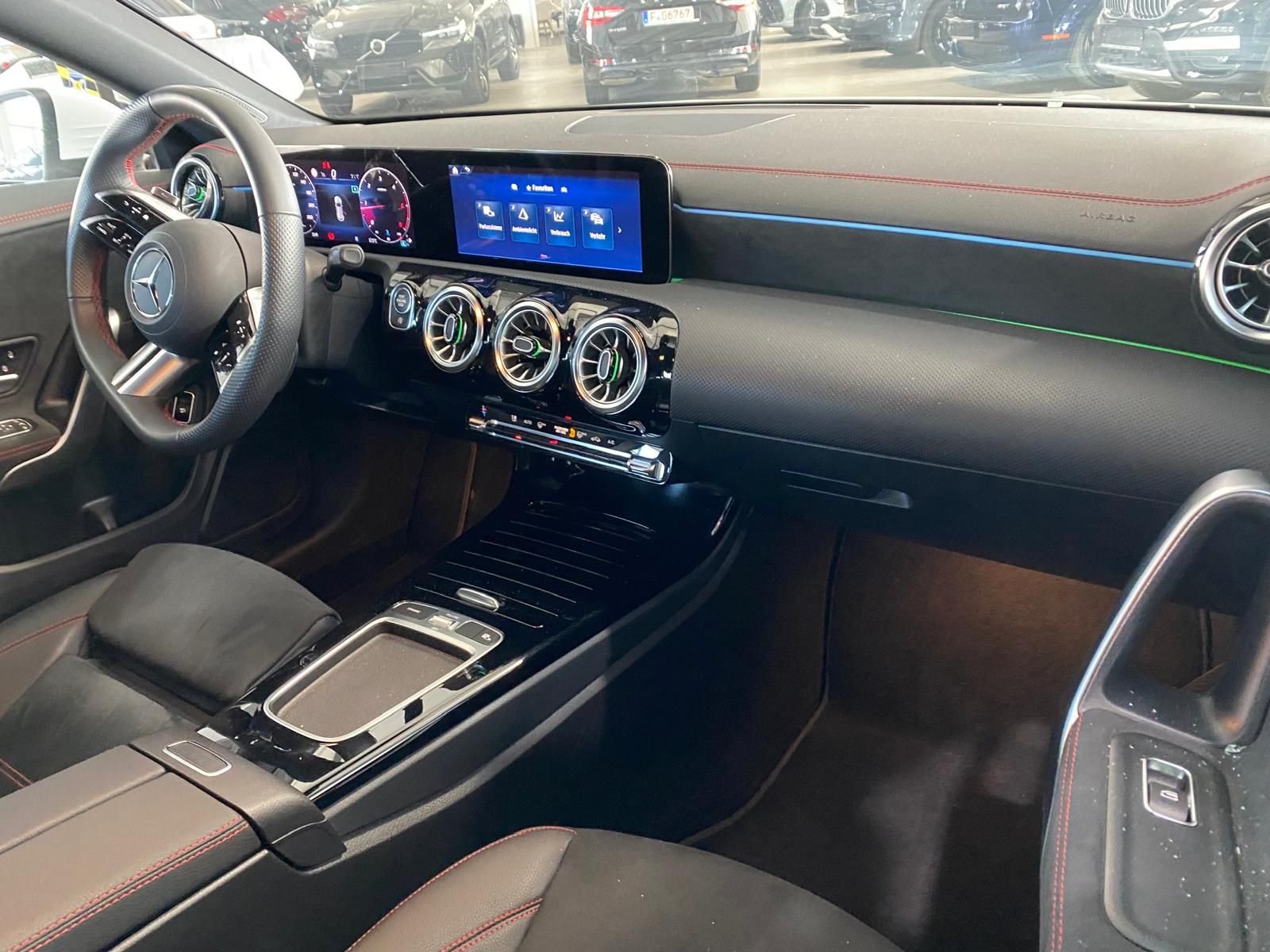 Fahrzeugabbildung Mercedes-Benz CLA 220 Shooting Brake d AMG Advanced Plus/AHK/