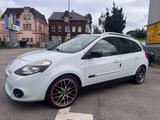 Renault Clio Grandtour Kombi, Panorama Nav... - Renault Clio aus 2011: Grandtour