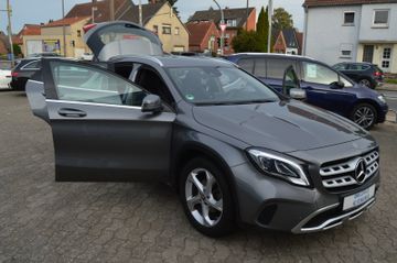 Mercedes-Benz GLA 180 OPF  Urban