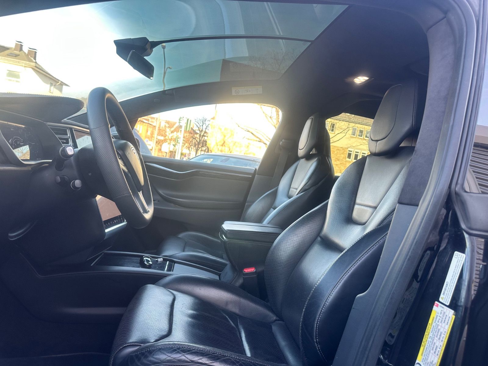 Fahrzeugabbildung Tesla MODEL X 90D PERFORMANCE+7SITZER+AHK