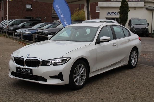 BMW 320d Sport-Line+NAVI+KAMERA+LEDER+HUD-DISPLAY