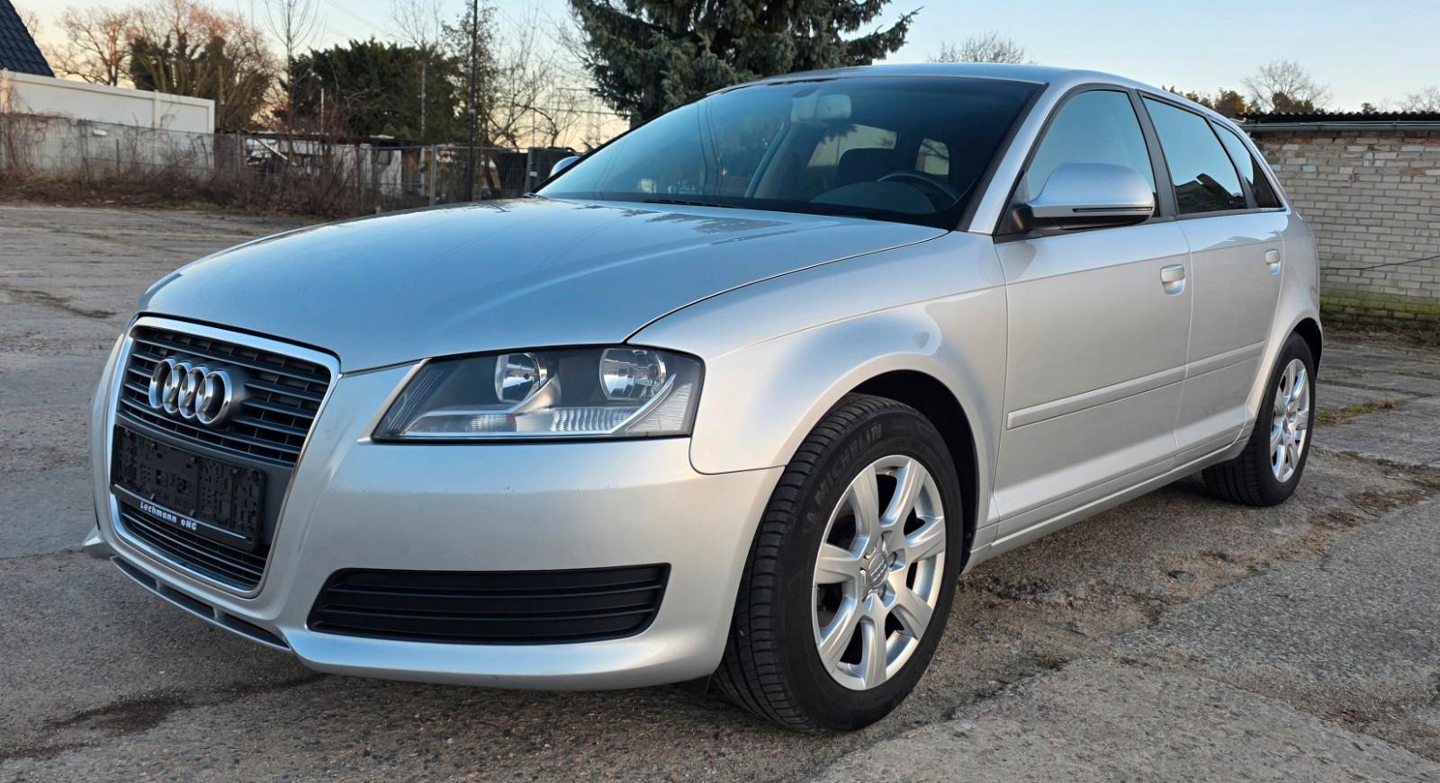 Audi A3 Sportback 1.6 Ambiente  Automatik,Tüv 03.2028
