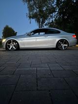BMW E92 325i nur 80.000 Kilometer - BMW 325: 325i 92