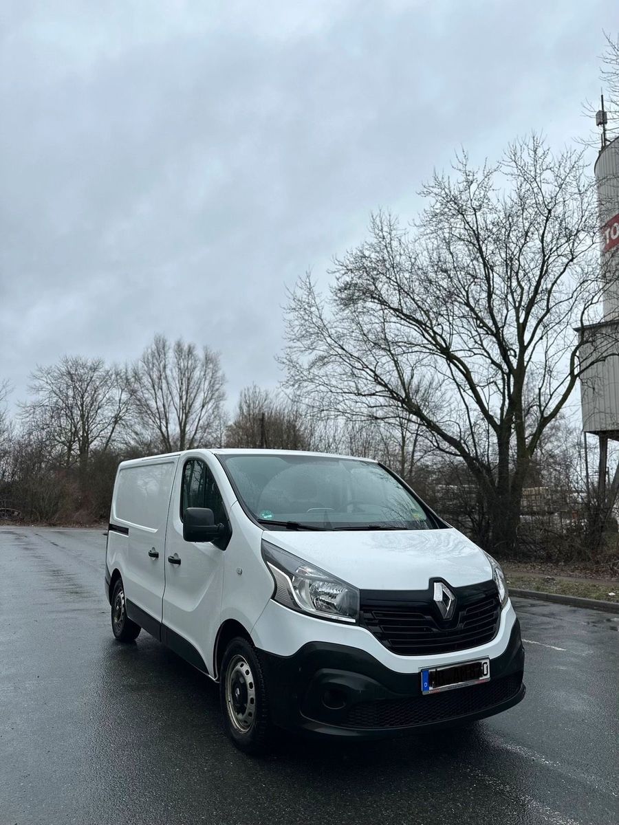 RENAULT Trafic