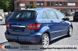 Mercedes-Benz B 180 CDI aut. *LAMELLENDACH*NAVI*LEDER*PDC*ALU* - Mercedes-Benz B 180 aus 2011