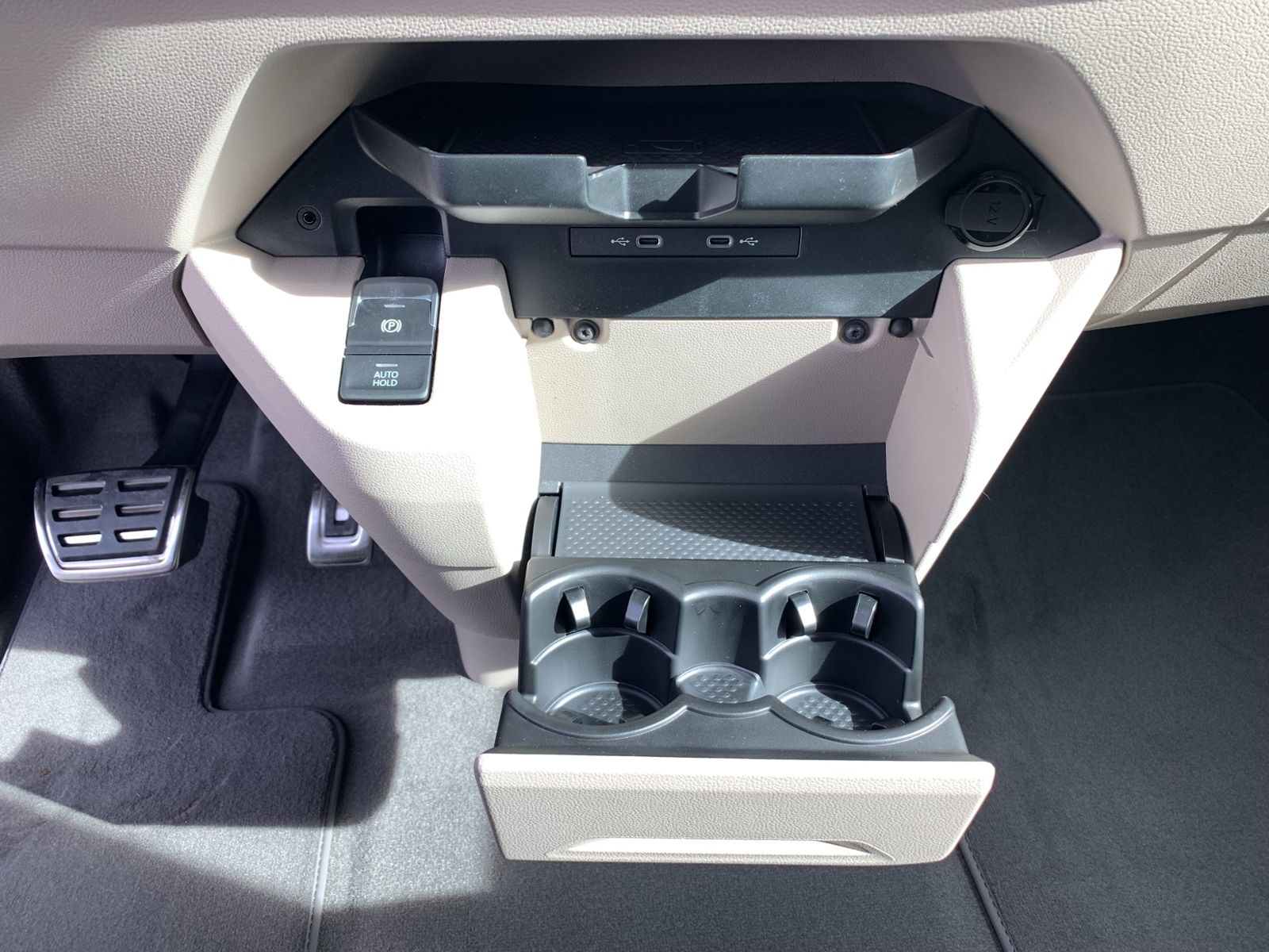 T7 Multivan 2.0 TDI Style LÜ, AHK, Navi, Sthzg,