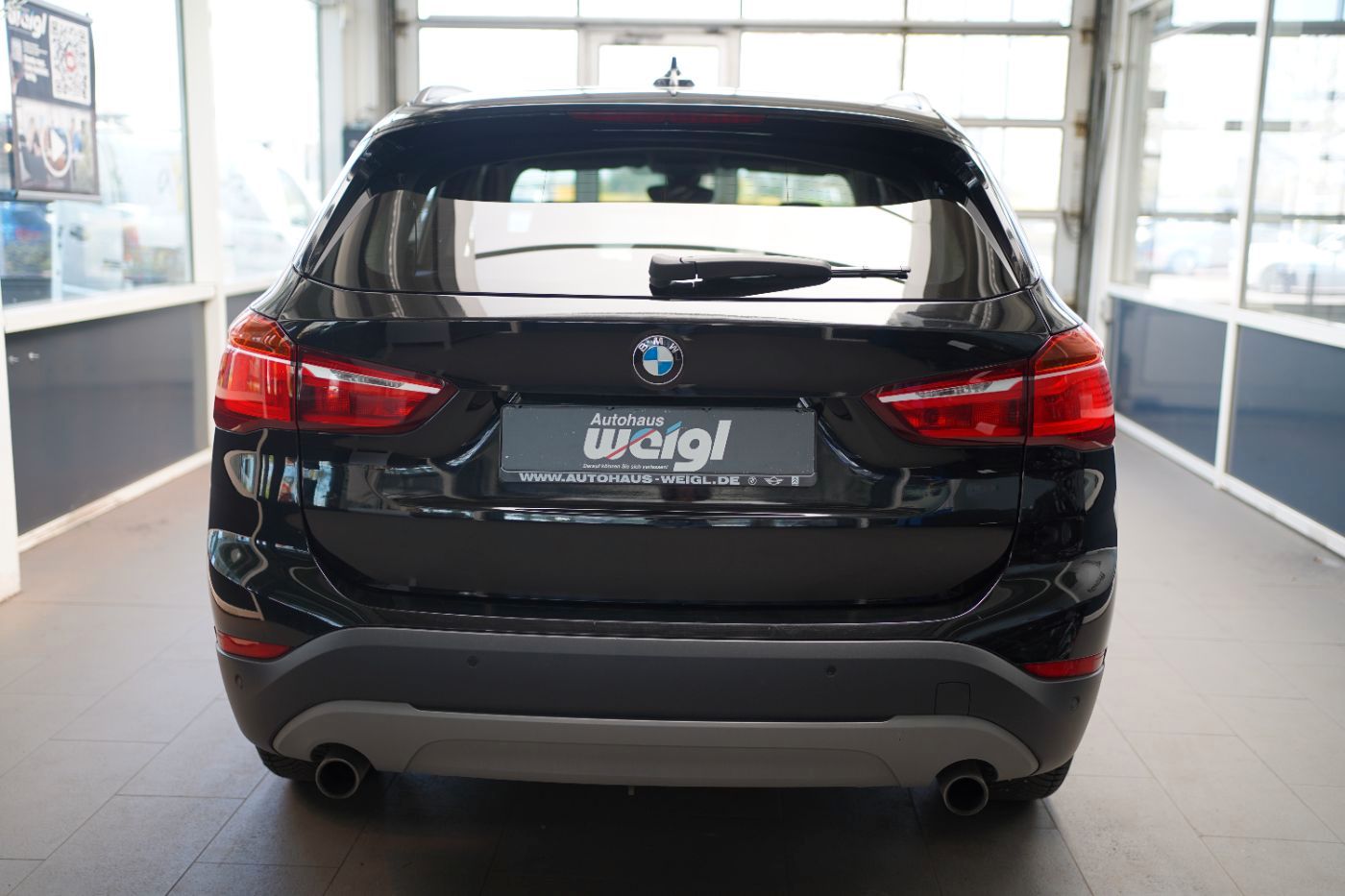 Fahrzeugabbildung BMW X1 20i Advantage +Navi+Parkassist+DrivingAssist+