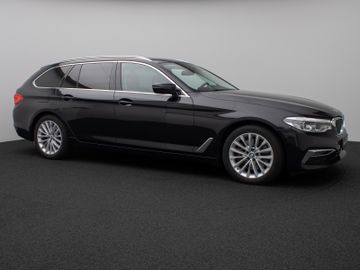 Fahrzeugabbildung BMW 540i xDr Tour Luxury Line HI-FI HUD DAB Panorama