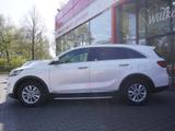 Kia Sorento 2.2 CRDi Vision 4WD Navi Tempomat Kamera - Kia in Hannover