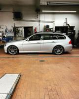 BMW 325i E91 - BMW 325 aus 2008: Kombi