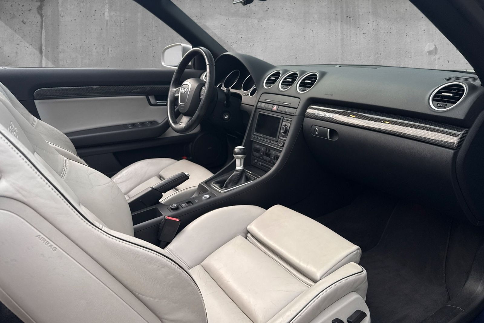Fahrzeugabbildung Audi RS4 Cabrio*Top Zustand*Scheckheft*Sammler