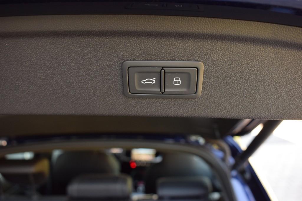 Audi A3 Sportback 35 TDI S-tr. *S-line*LED*Navi*PDC*