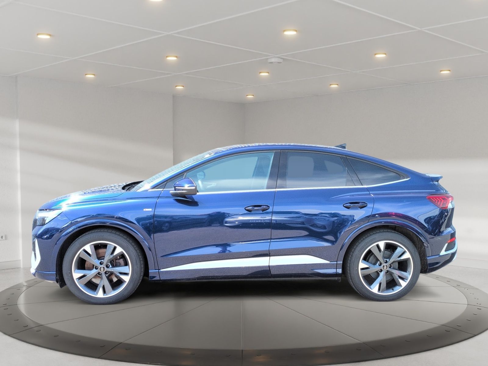 Audi Q4 Sportback e-tron 40 S Line LED Navi AHK imagem 3