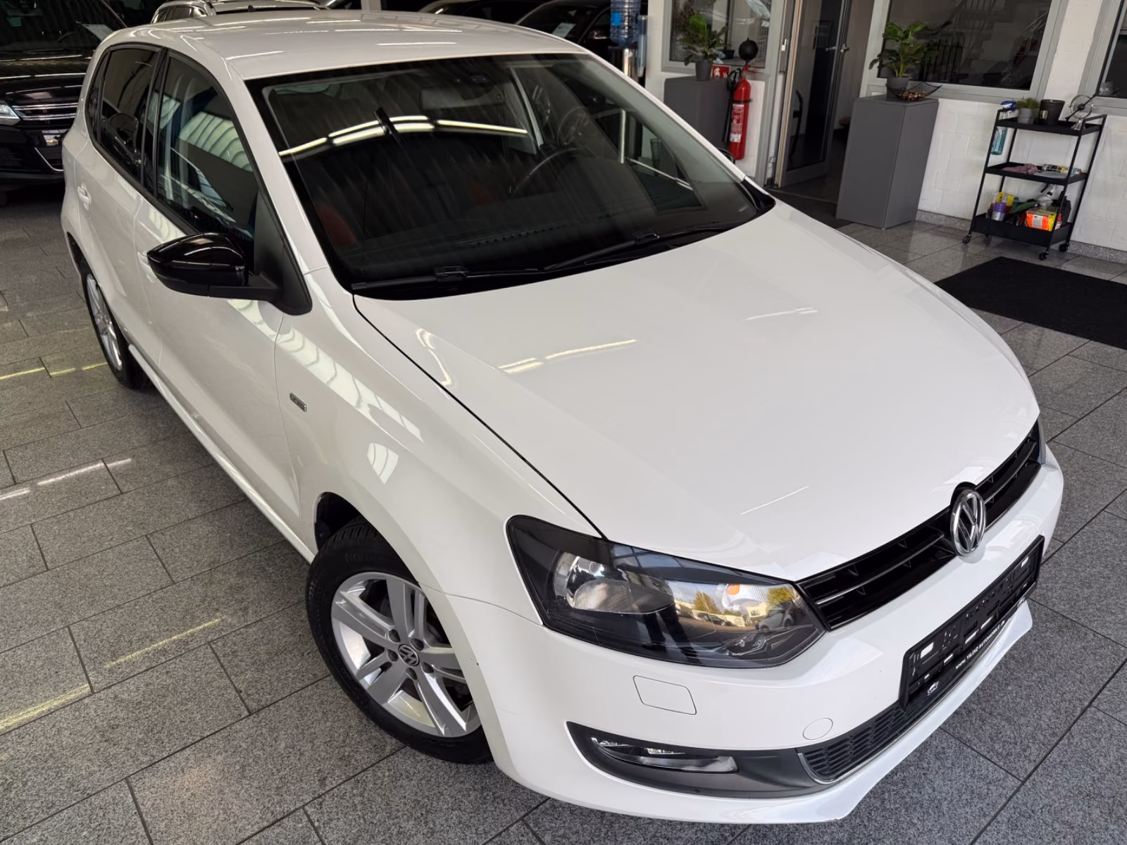 Volkswagen Polo 1.2 TSI*MATCH*AUTO*NAV*TMP*CARPL*ANDR*LEDER