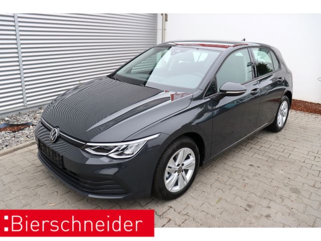 Volkswagen Golf 8 Lim. 1.5 eTSI DSG Life ACC LED RFK PDC