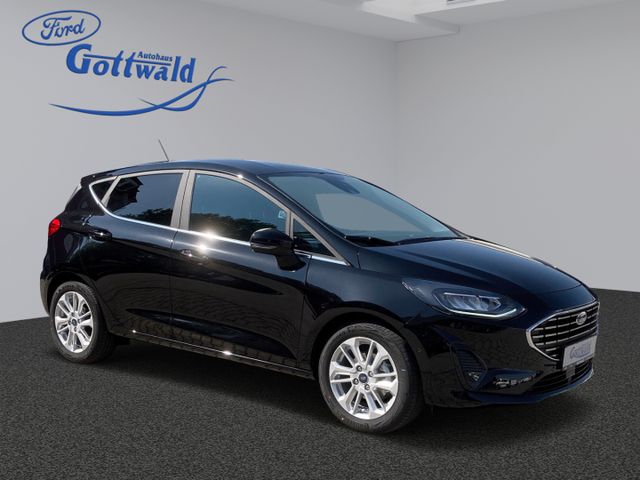 Ford Fiesta Titanium Winterpaket LED Rückfahrkamera