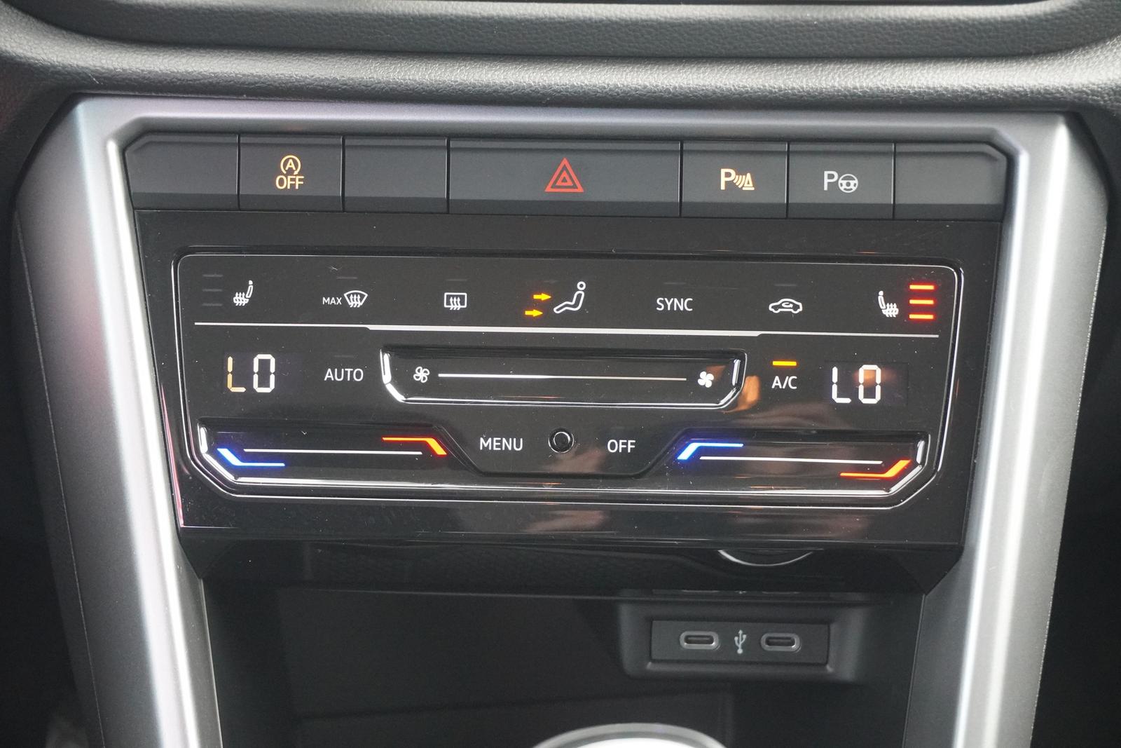 Volkswagen T-Roc 1.0 Life LED Sitzheizung DAB Klimaaut., миниатюра 17