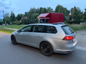 Volkswagen Golf - 4
