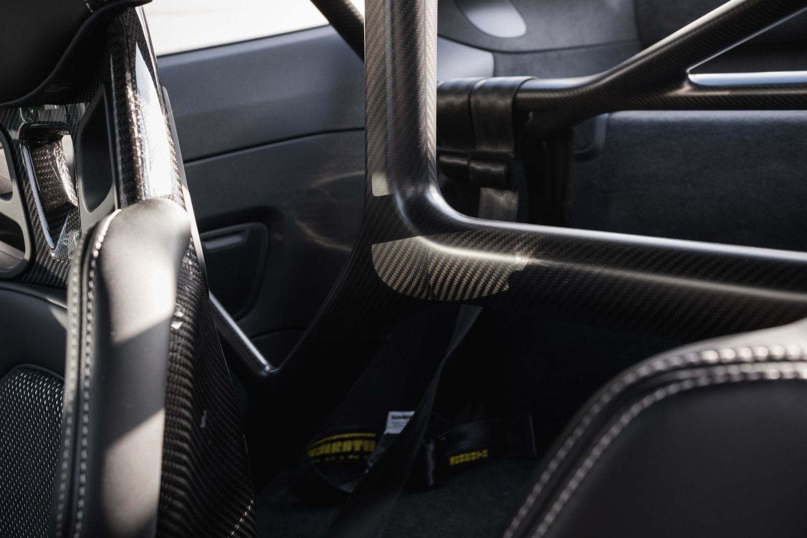 Fahrzeugabbildung Porsche 992 GT3 RS-Weissach-Lift - PTS malachitgrün-LED