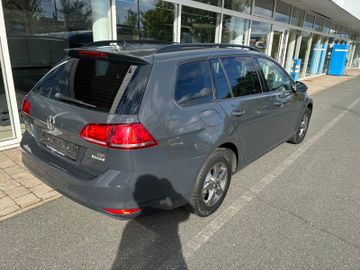 Volkswagen Golf - 3