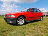 BMW 316i compact - BMW 316 aus 1994: 316i