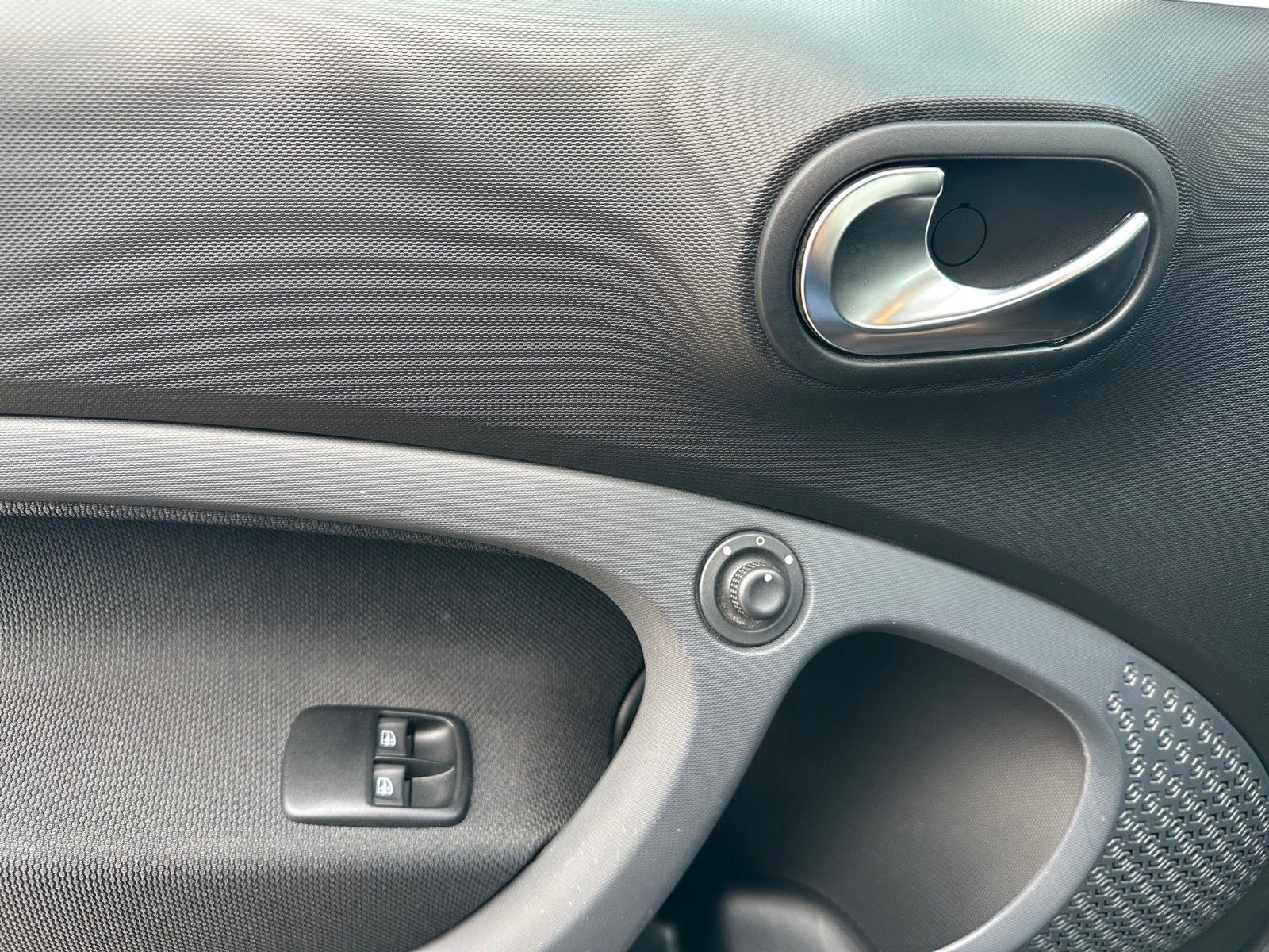 Smart smart fortwo coupe passion Pano Shz Allwetter – Bild 16