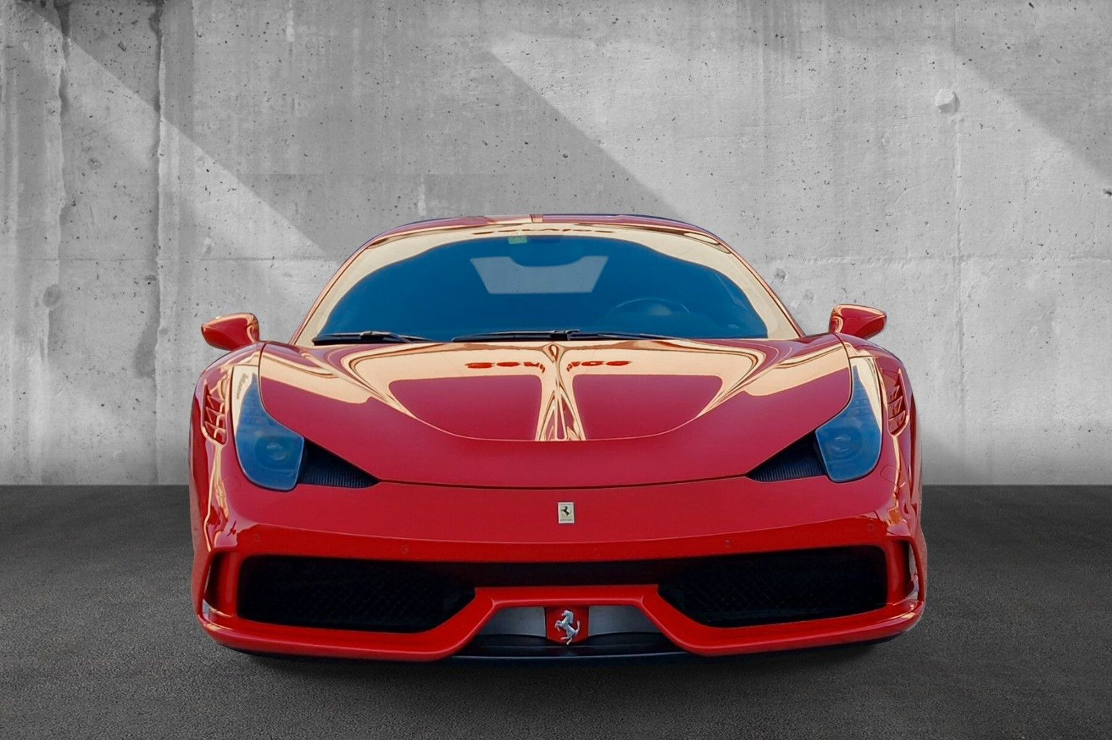 Fahrzeugabbildung Ferrari 458 Speciale*1. Hand*dt. Auto*4-Punkt Gurte*