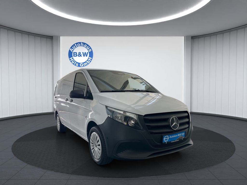 Image of Mercedes-Benz Vito