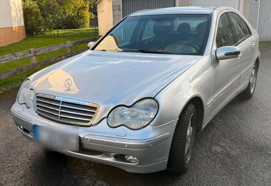Mercedes-Benz C 200
