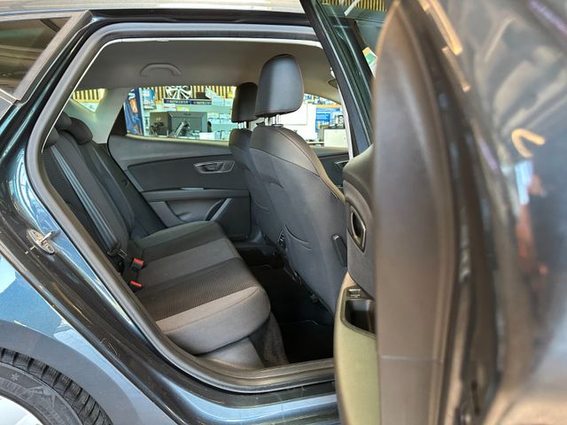 Seat Leon FR *Keyless*ACC*NAVI*2-Zonen*VirtualCockpit