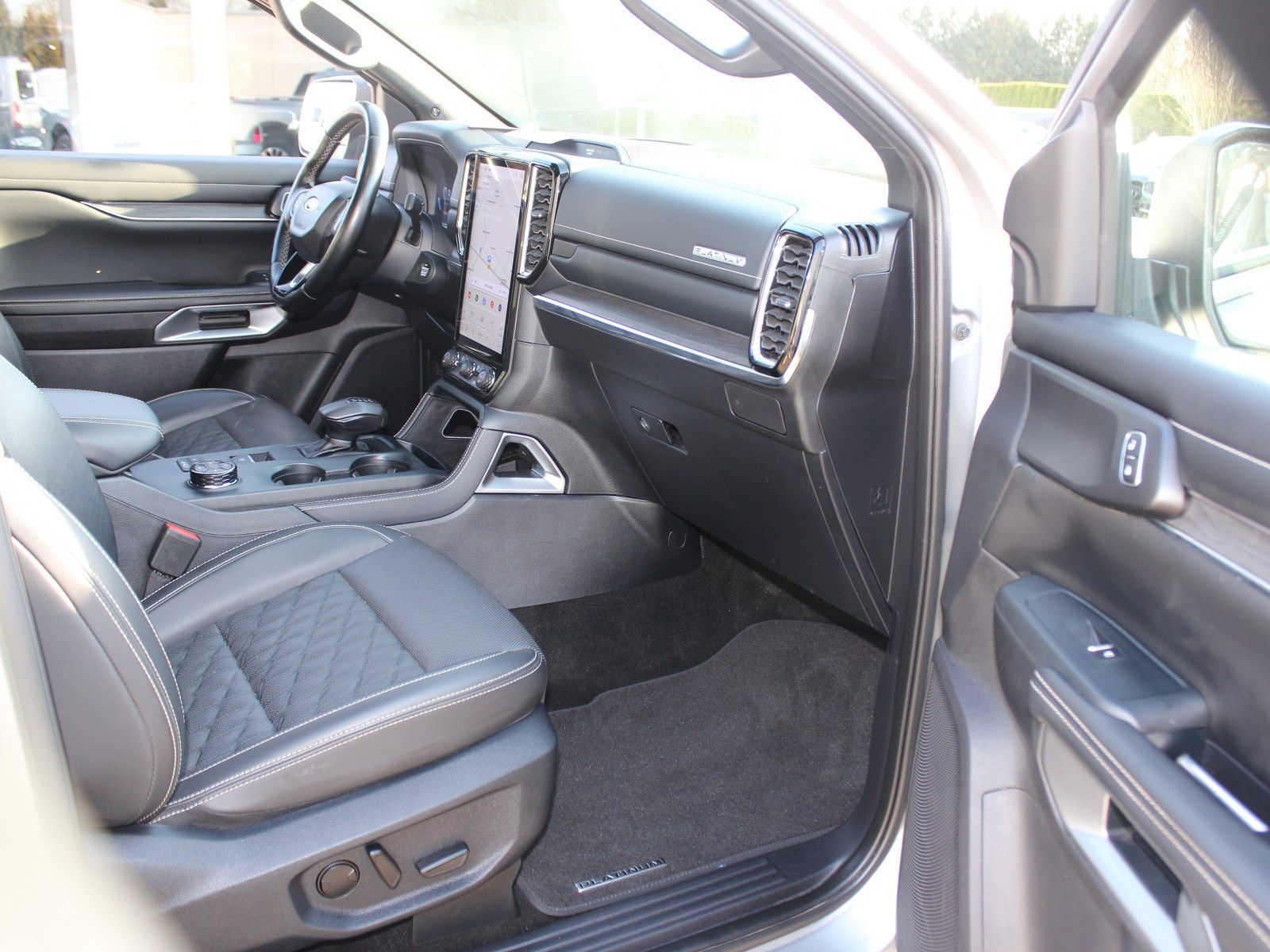 Fahrzeugabbildung Ford Ranger Platinum e-4WD Doppelkabine