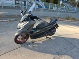 Honda Forza  125ccm  - MOTORRAD 125 CCM