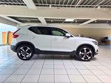 Volvo XC 40 XC40 Momentum 2WD +AUTOM+ +360+ +AHK+ - gebrauchte Volvo XC40 aus dem Jahr 2018