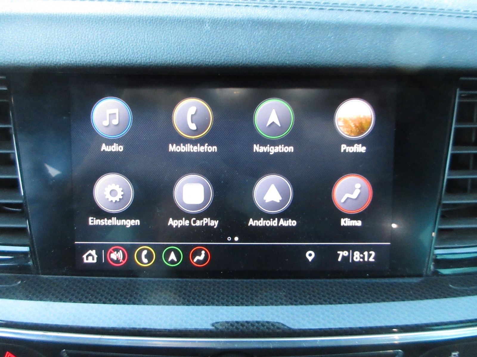 Fahrzeugabbildung Opel Insignia B ST  1.5D ELEG. LED/NAVI/SHZ/LHZ/PANO