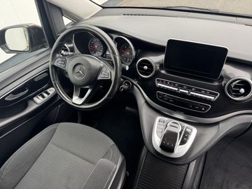 Mercedes V 250 - 8