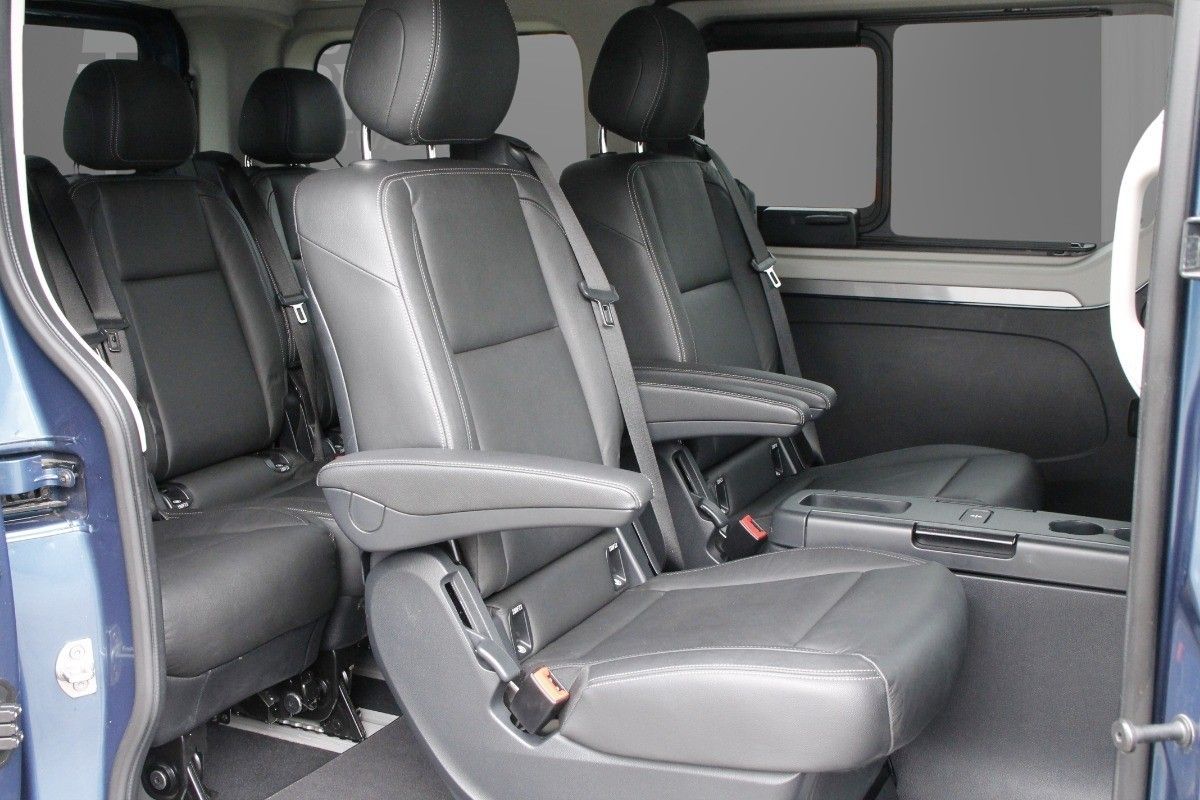 Fahrzeugabbildung Renault Trafic Combi L1H1 SpaceClass