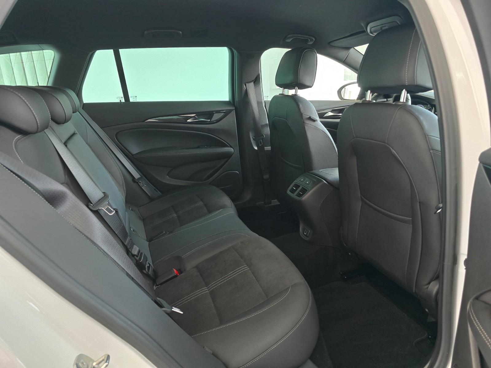 Opel Insignia B Sports Tourer Ultimate OPC-Line