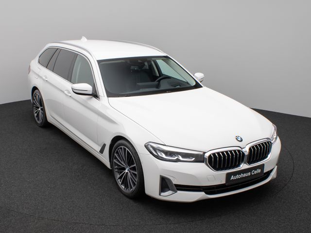BMW 520d Luxury Line Kamera HUD DAB AHK Alarm 19Zoll