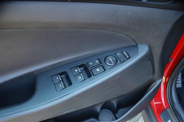 Fahrzeugabbildung Hyundai Tucson 1.6 N-Line 4WD LED ASSISTENZ SAROUND 360°