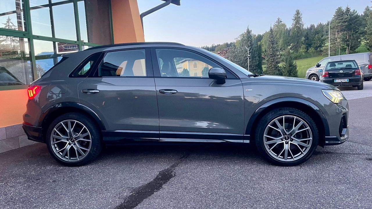 Audi Q3 45 TFSI quattro S-line - TETTO APRIBILE imagem 3