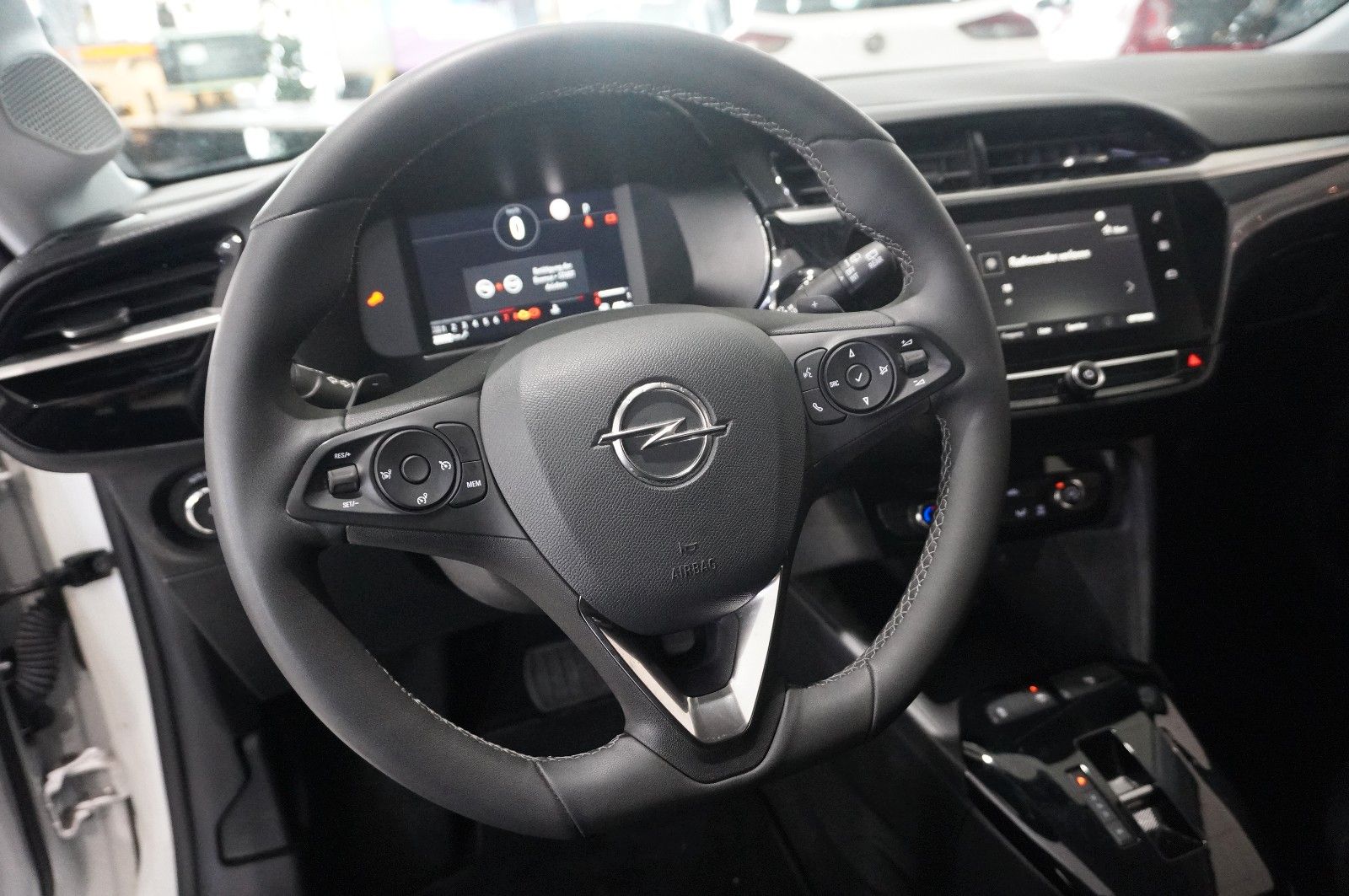 Fahrzeugabbildung Opel Corsa F 1.2T ELEGANCE NAVI/LED/KAMERA/SPORT/DAB+