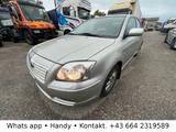 Toyota Avensis T25 2.0-l-D-4D - Toyota Avensis aus 2004 mit Diesel-Antrieb