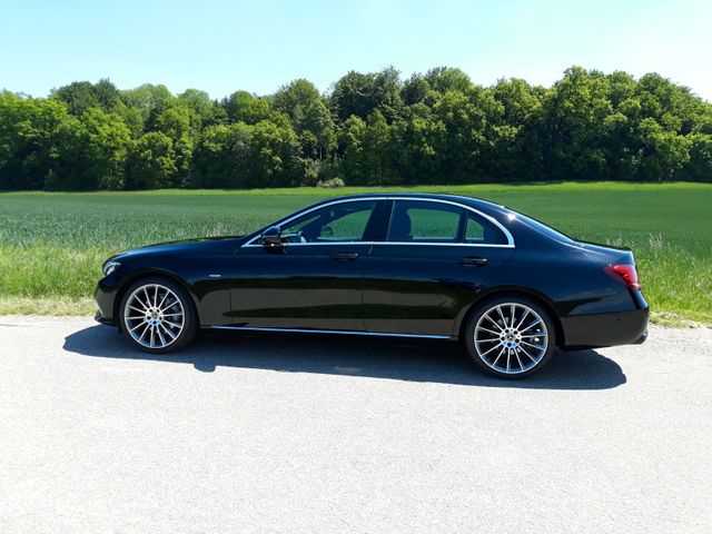 MERCEDES-BENZ E 200 Autom. -