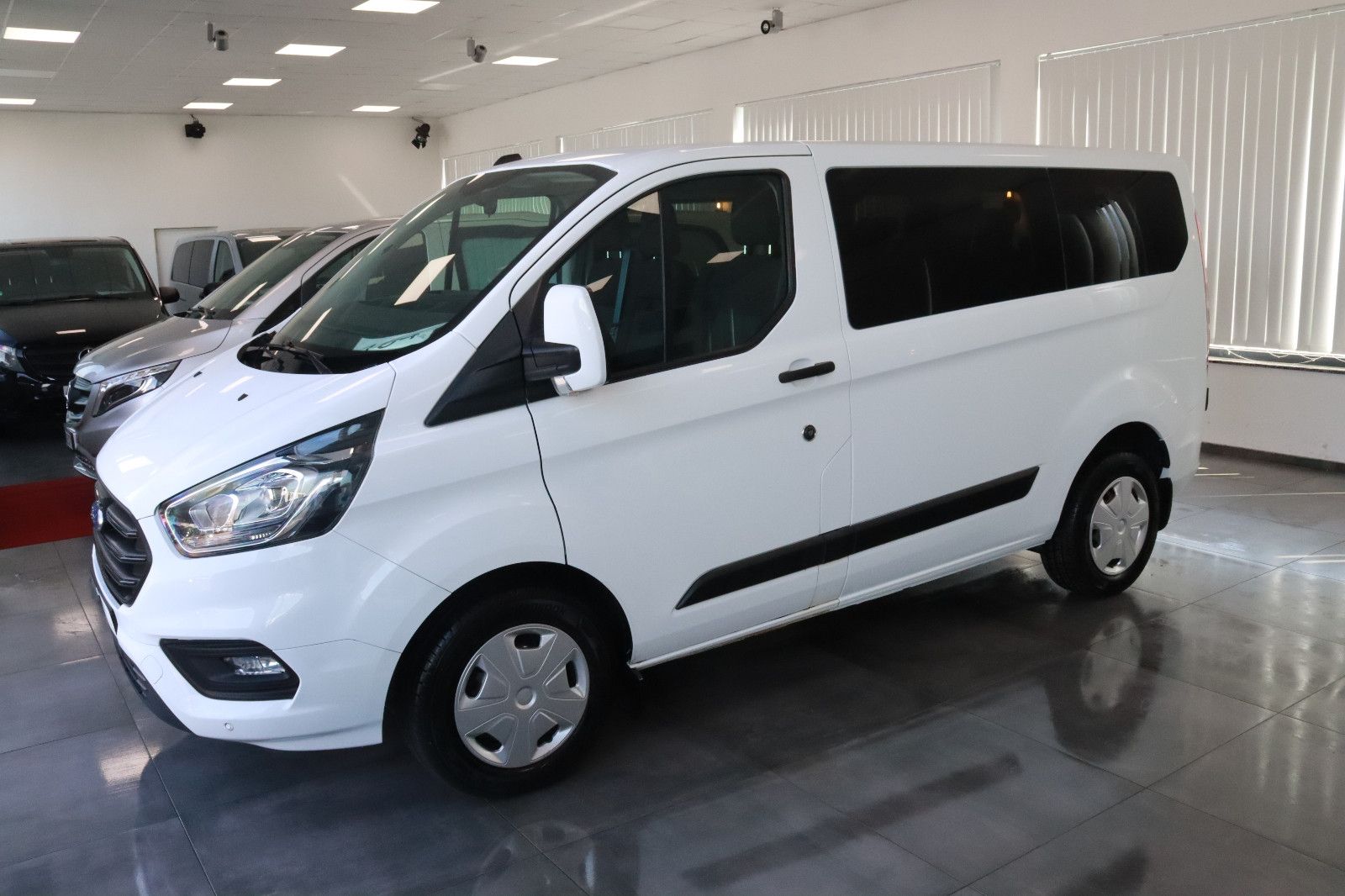 Ford Transit Custom 2.0 TDCi 320 L1 Trend * 1.HAND *