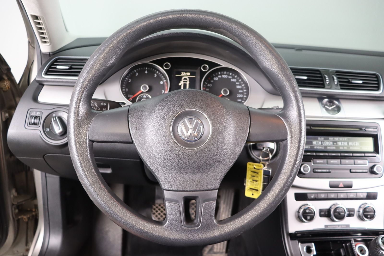 Fahrzeugabbildung Volkswagen Passat 1.4 TSI Trendline Variant  * Sitzhzg. PDC