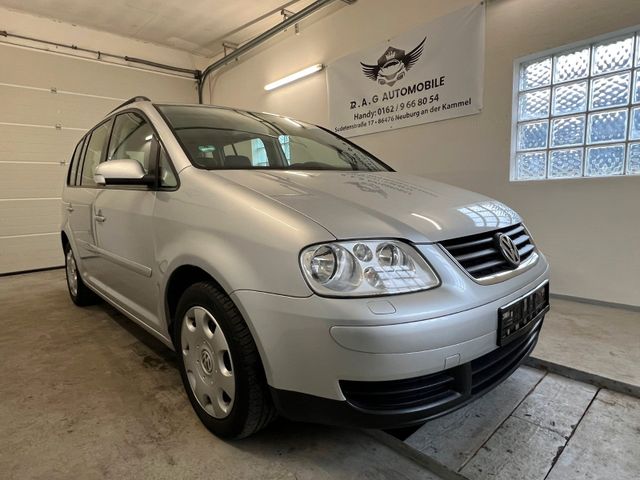 Volkswagen Touran Benzin 1.6l Automatik Klima SHZ 2.Hand