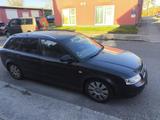 Audi A4 2.0 Avant - - Audi A4 aus 2002: Kombi