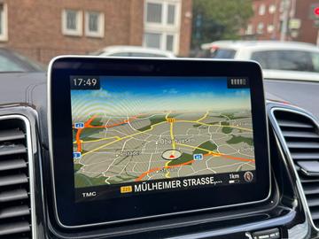 صورة 9 لـ 2015 Mercedes-BENZ GLE